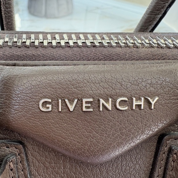 Givenchy Mini Antigone Gray leather bag - Picture 3 of 11